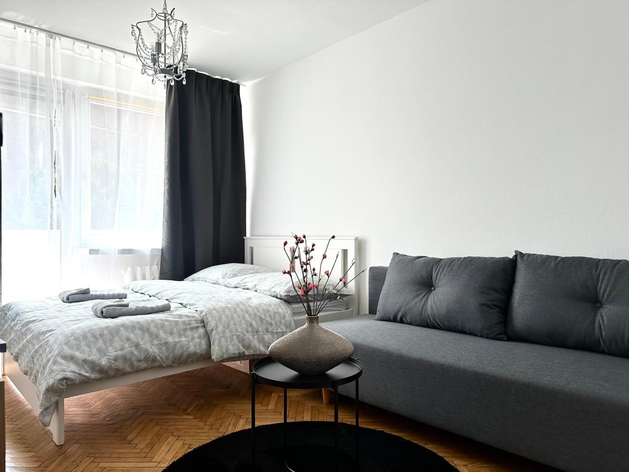 Wita Stwosza Apartment - Self Check-In 20H 弗罗茨瓦夫 外观 照片